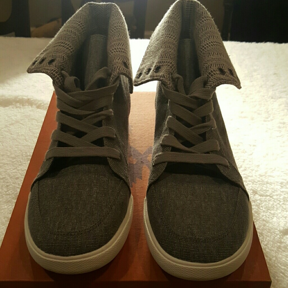 Rocket Dog Pontiac Sneakers